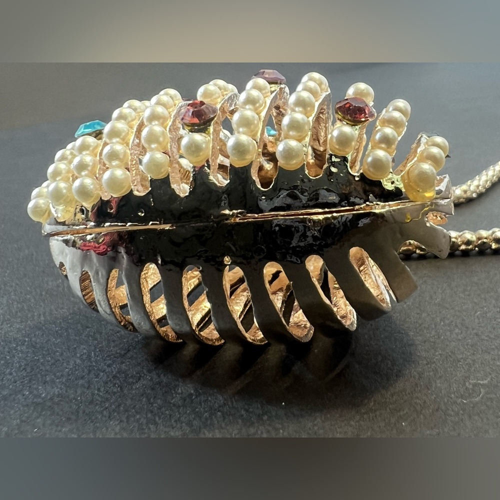 New Faux Pearl & Multicolor Rhinestone Evening Bag Necklace in Rose Gold - Picture 8 of 11